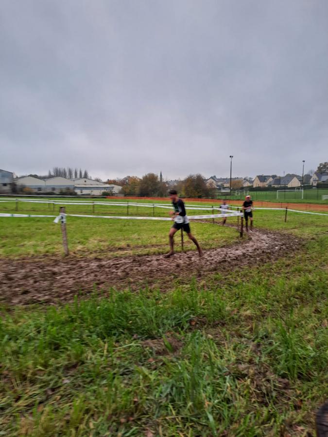 Cross des Picaous Saint Marc Le Blanc (9)